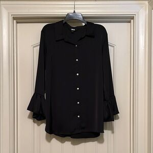 Slim Factor by Investments Black Ruffled Sleeve Button-Up Blouse